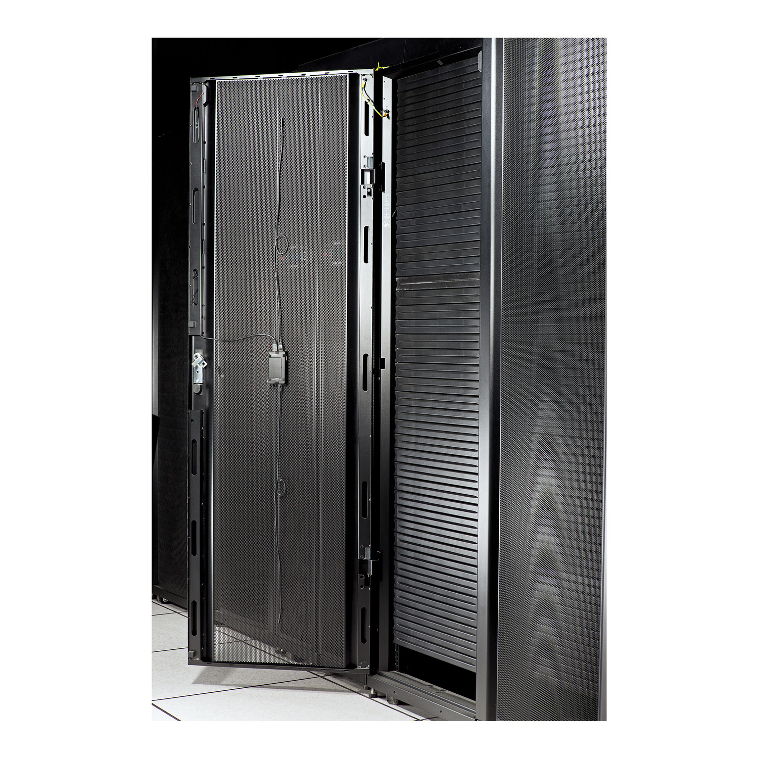 Sensor de interruptor de puerta NetBotz para un rack APC