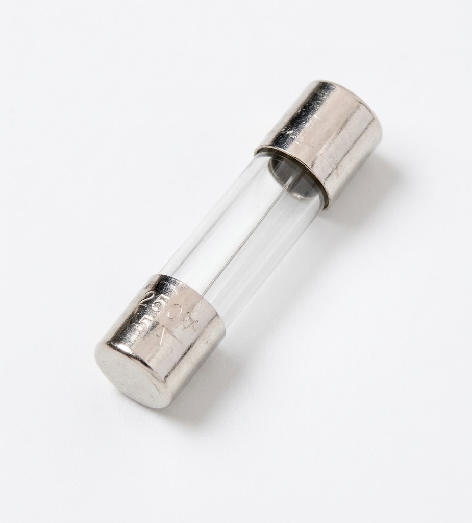 Fusible 32mA, medidas 5x20mm, curva F rápida, vidrio, marca Littelfuse
