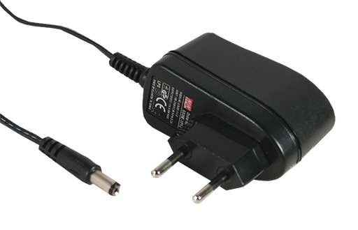 Adaptador AC-DC simple con adaptador DC P1J Europa-USA 6W GS06