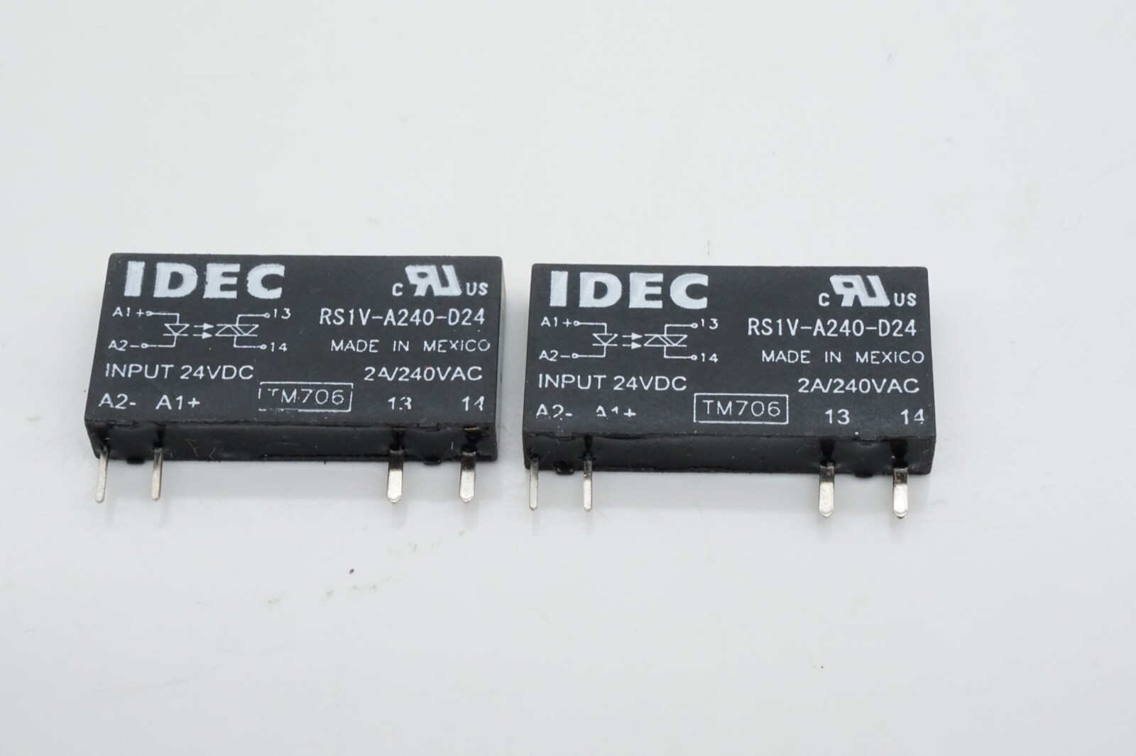 Relé de Entrada 24VDC 2A 240VAC Idec RS1V-A240-D24
